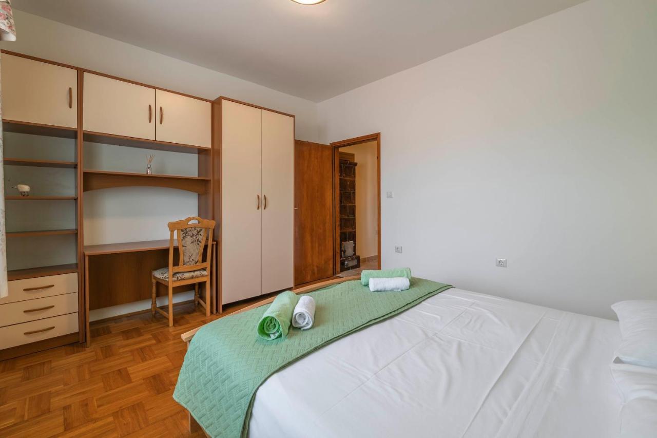 Villa Margerita With Private Pool, Yard And Parking Каштелир Екстер'єр фото