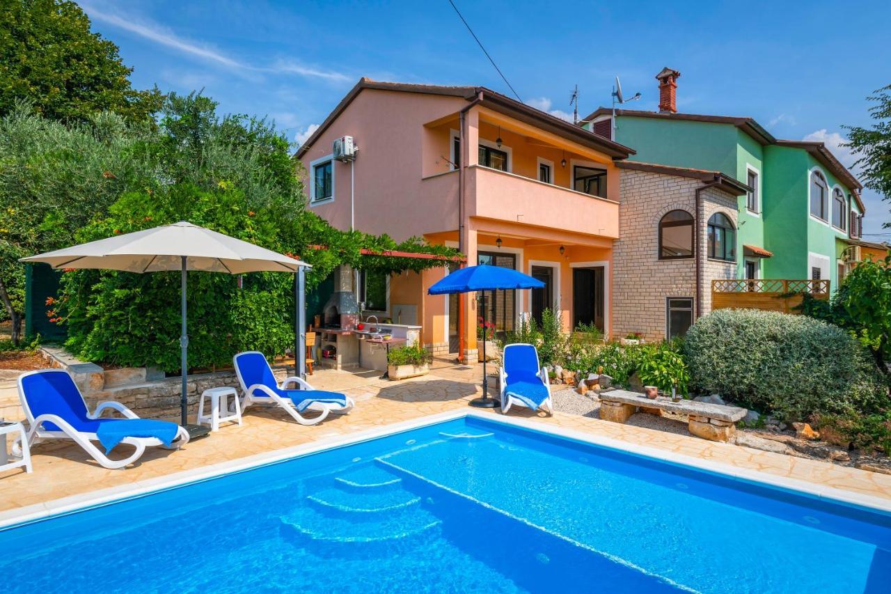 Villa Margerita With Private Pool, Yard And Parking Каштелир Екстер'єр фото
