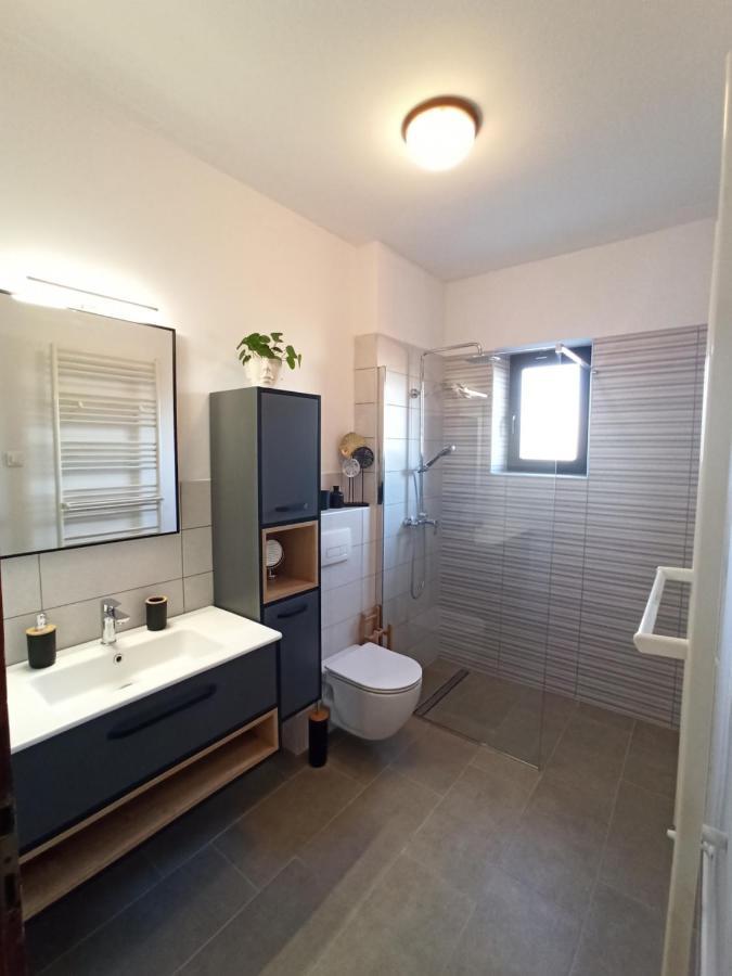 Villa Margerita With Private Pool, Yard And Parking Каштелир Екстер'єр фото